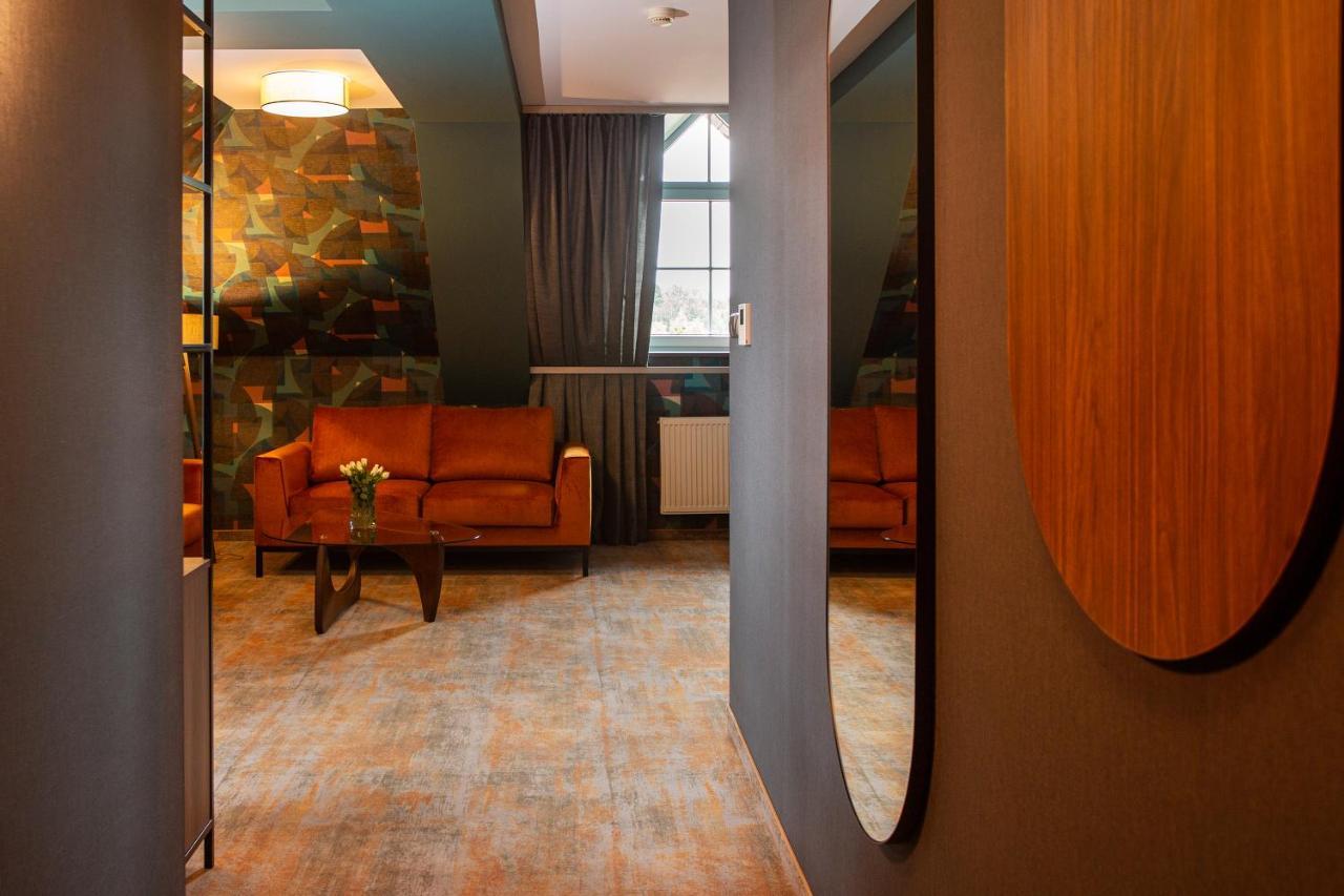 Hotel Styl 70 プシュチナ エクステリア 写真