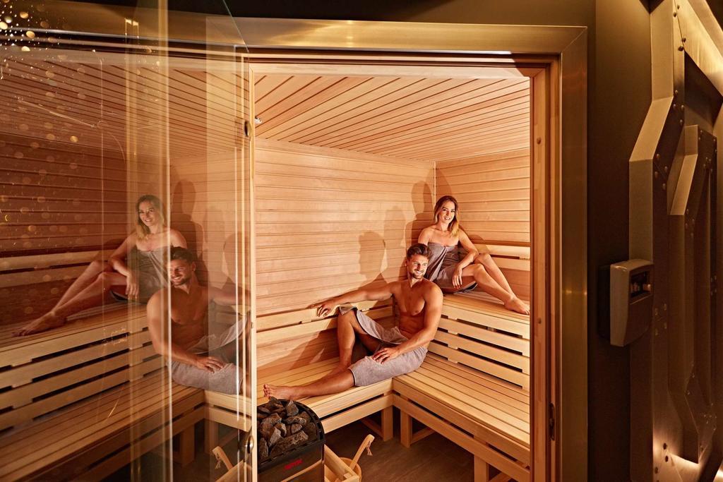Hotel Styl 70 プシュチナ エクステリア 写真